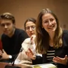 Workshop-Teilnehmer im Gespräch