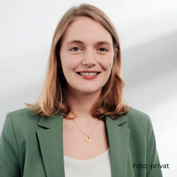 Ria Schröder