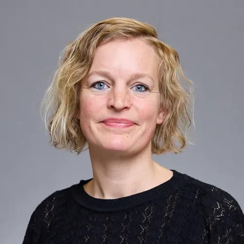 Porträt Julia Karnahl